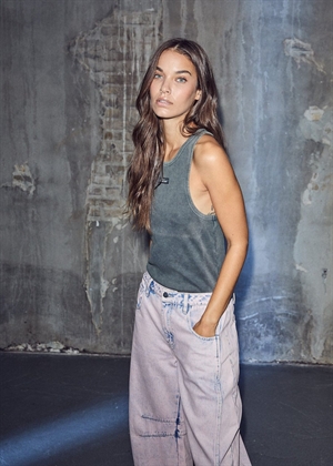 Acid rib badge tank Black Acid Wash HAUTE L\'AMITIÈ